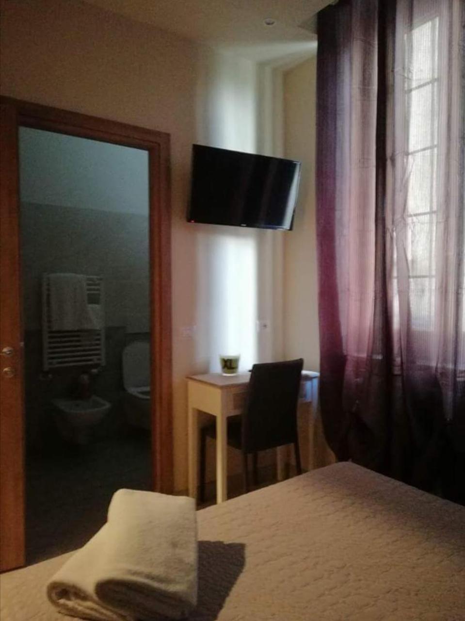 Albergo Torino Albenga Exterior photo
